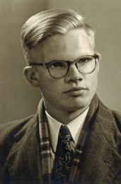 Bus (second photo for MR front).jpg